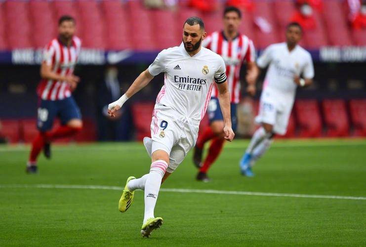 包含西甲加时末段再迎强敌；葡萄牙体育手感冰凉；主帅态度——态度坚定；阵容厚度经受考验的词条